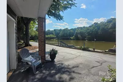 2200 6th Street NW #4, Hickory, NC 28601 - Photo 39