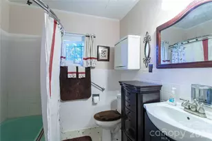 2586 Kim Miller Rd, Lake Toxaway, NC 28747 - Photo 27