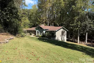 14 Cambridge Dr, Candler, NC 28715 - Photo 1