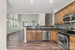 3402 Darlington Rd, Matthews, NC 28105 - Photo 13