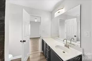 13605 Porter Creek Rd, Charlotte, NC 28262 - Photo 21