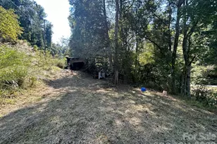2635 Lower Gabriels Creek Rd, Mars Hill, NC 28754 - Photo 37