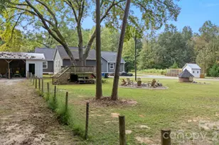 10930 Beatties Ford Rd, Huntersville, NC 28078 - Photo 19