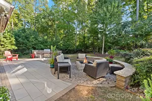 736 Yellow Jessamine Dr, Clover, SC 29710 - Photo 5
