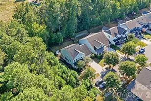 736 Yellow Jessamine Dr, Clover, SC 29710 - Photo 3