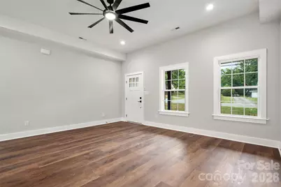 1490 Oakwood Avenue, Kannapolis, NC 28081 - Photo 7