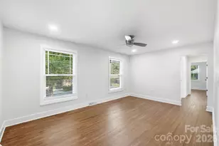 3415 Barfield Dr, Charlotte, NC 28217 - Photo 9