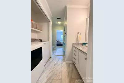 26 11th Avenue NE, Hickory, NC 28601 - Photo 11
