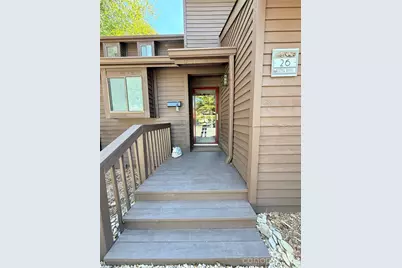 26 11th Avenue NE, Hickory, NC 28601 - Photo 1