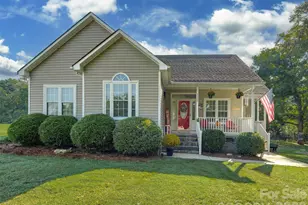 6388 Branson Davis Rd, Randleman, NC 27317 - Photo 1