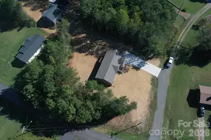 2063 Vance St, Newton, NC 28658 - Photo 3