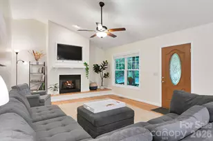 125 Rollins Pl Rd, Brevard, NC 28712 - Photo 5