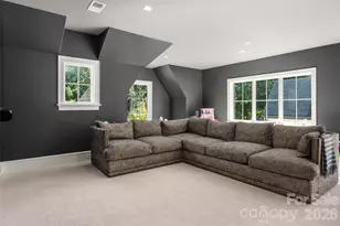 2111 Cortelyou Rd, Charlotte, NC 28211 - Photo 33