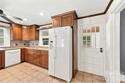 1892 W Memorial Highway, Union Grove, NC 28689 - Photo 3