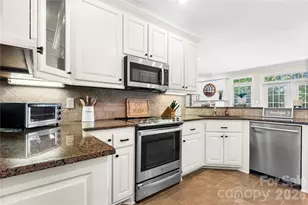 66 Hawks Ridge, Hickory, NC 28601 - Photo 17