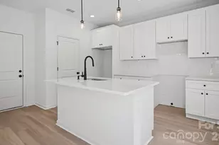 6835 Mint St, Charlotte, NC 28214 - Photo 17