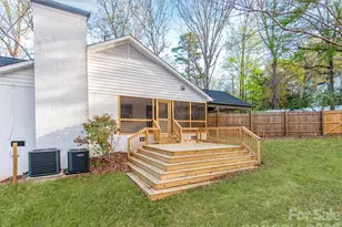 1632 Burtonwood Cir, Charlotte, NC 28212 - Photo 45