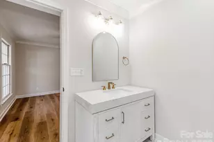 1632 Burtonwood Cir, Charlotte, NC 28212 - Photo 25