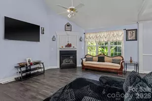 5125 Old Plantation Cir, Winston Salem, NC 27104 - Photo 5