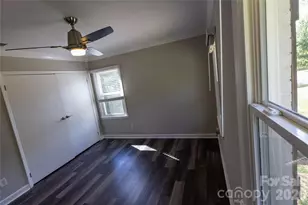 7055 Crossridge Rd, Charlotte, NC 28214 - Photo 25