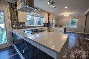 7055 Crossridge Rd, Charlotte, NC 28214 - Photo 3