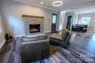 7055 Crossridge Rd, Charlotte, NC 28214 - Photo 11