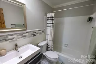 7055 Crossridge Rd, Charlotte, NC 28214 - Photo 29