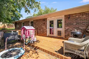 147 Ridgeland Dr, Rutherfordton, NC 28139 - Photo 23