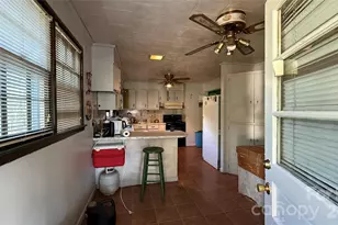 1517 Barcose St SW, Lenoir, NC 28645 - Photo 17