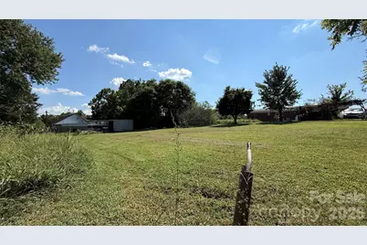 1517 Barcose Street SW, Lenoir, NC 28645 - Photo 11