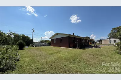 1517 Barcose Street SW, Lenoir, NC 28645 - Photo 15