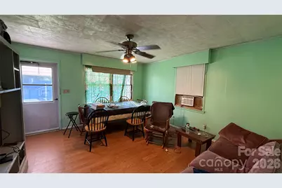 1517 Barcose Street SW, Lenoir, NC 28645 - Photo 23