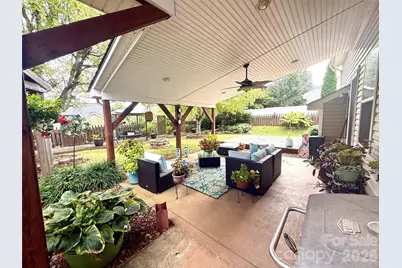 1969 8th Street Lane SE, Hickory, NC 28602 - Photo 3