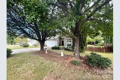 1969 8th Street Lane SE, Hickory, NC 28602 - Photo 9