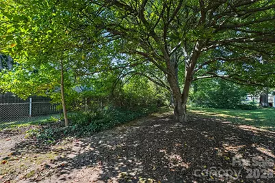 1410 36th Avenue Drive NE, Hickory, NC 28601 - Photo 27