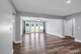 236 Scruggs Rd, Gaffney, SC 29341 - Photo 9
