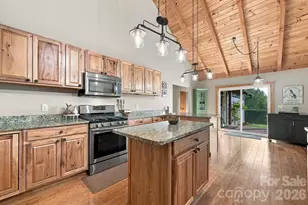 598 Valle Meadows Trail, Sugar Grove, NC 28679 - Photo 7