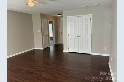5305 Starflower Drive, Charlotte, NC 28215 - Photo 7
