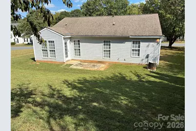 5305 Starflower Drive, Charlotte, NC 28215 - Photo 17