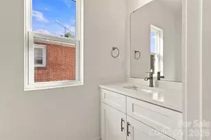 606 N Broad St, Mooresville, NC 28115 - Photo 19