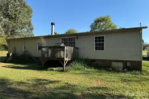 142 Forest Grove Dr, Statesville, NC 28625 - Photo 3