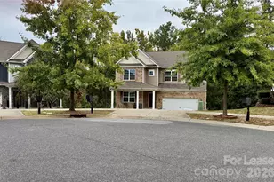 7703 Kelburn Ln, Charlotte, NC 28273 - Photo 3