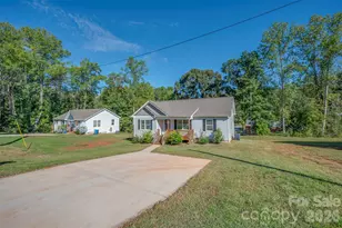 109 Orchard St, Forest City, NC 28043 - Photo 3