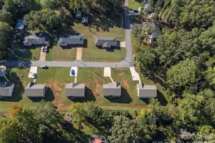109 Orchard St, Forest City, NC 28043 - Photo 31
