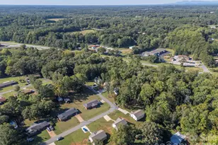 109 Orchard St, Forest City, NC 28043 - Photo 33
