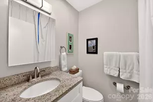 300 E Park Ave, Charlotte, NC 28203 - Photo 19