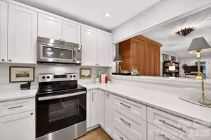 300 E Park Ave, Charlotte, NC 28203 - Photo 13