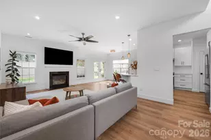20315 Southshore Dr, Cornelius, NC 28031 - Photo 5