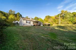 23 Yorkie Dr, Clyde, NC 28721 - Photo 1