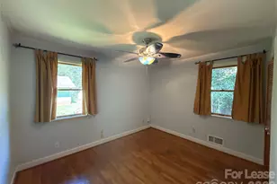 4344 University Dr, Charlotte, NC 28209 - Photo 11